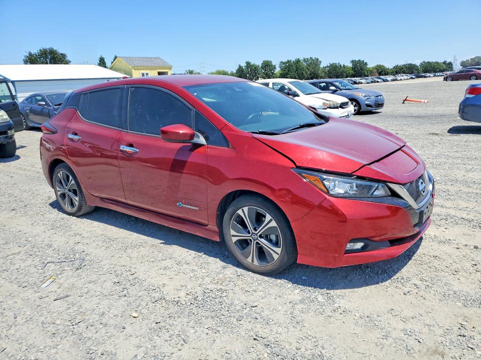 53285436 :رقم المزاد ، 1N4AZ1CP1JC308437 vin ، 2018 Nissan Leaf مزاد بيع