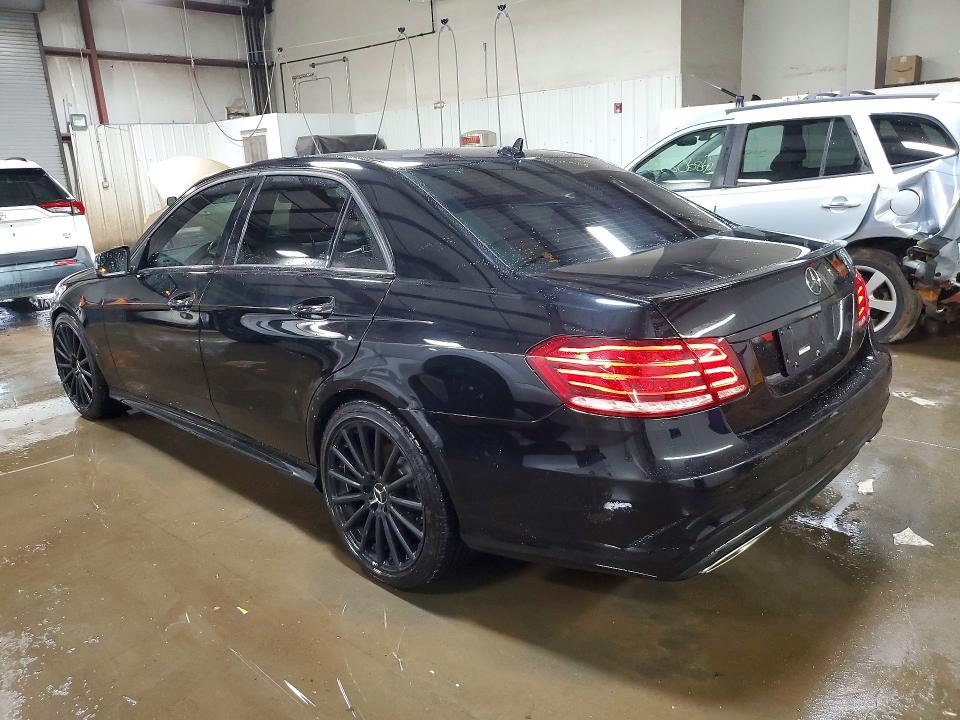 51880116 :رقم المزاد ، WDDHF8JB4GB283524 vin ، 2016 Mercedes-benz E مزاد بيع