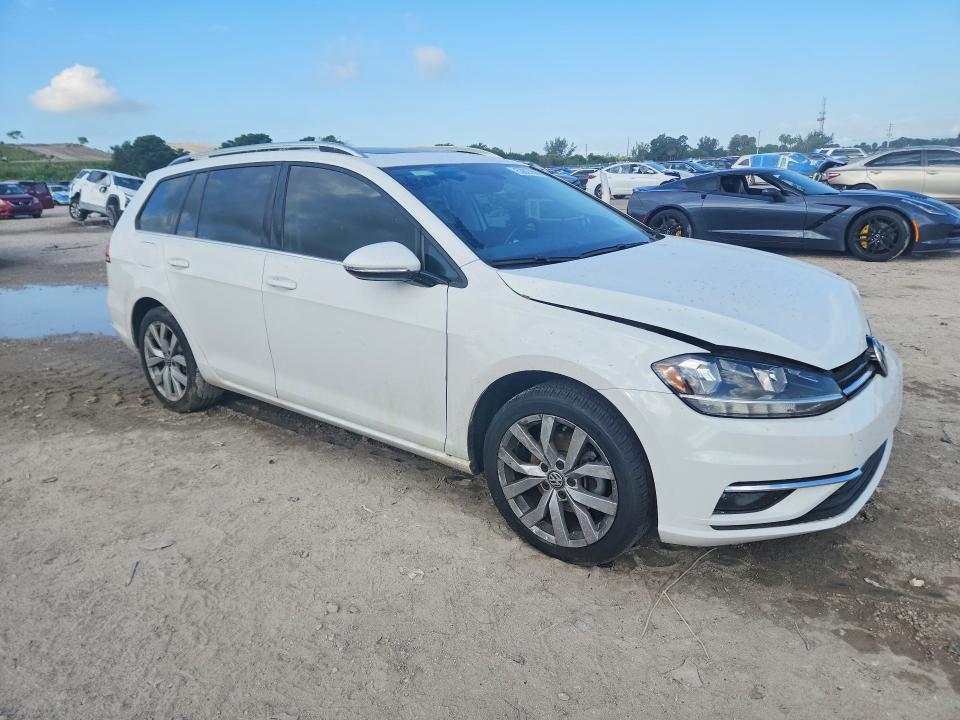 2018 Volkswagen Golf მანქანა იყიდება აუქციონზე, vin: 3VWL17AU5JM757251, აუქციონის ნომერი: 53827806