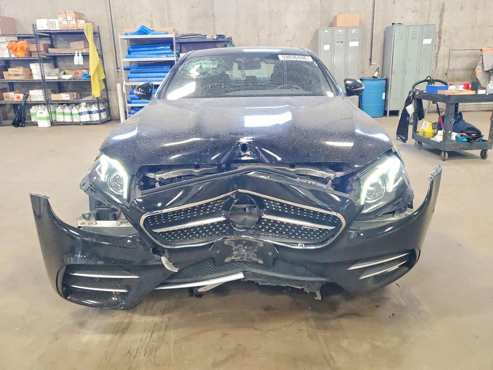 53036446 :رقم المزاد ، WDDZF6BB3KA490492 vin ، 2019 Mercedes-benz E مزاد بيع
