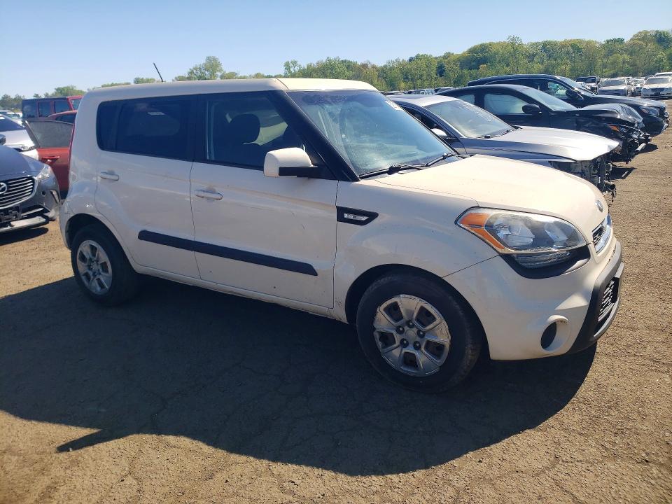 52816876 :رقم المزاد ، KNDJT2A58D7760207 vin ، 2013 Kia Soul مزاد بيع