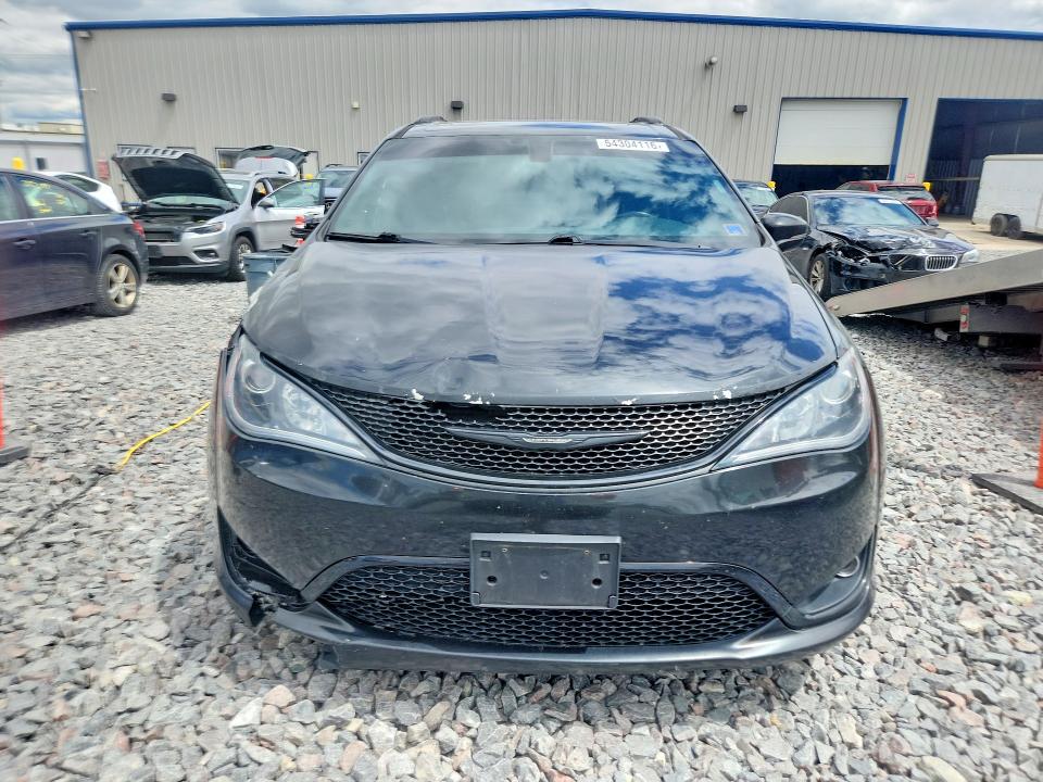 54304116 :رقم المزاد ، 2C4RC1GG0JR330848 vin ، 2018 Chrysler Pacifica مزاد بيع