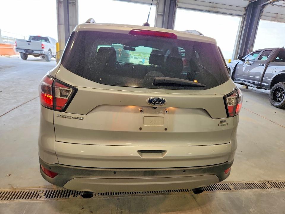 52961406 :رقم المزاد ، 1FMCU0G97HUB99327 vin ، 2017 Ford Escape مزاد بيع