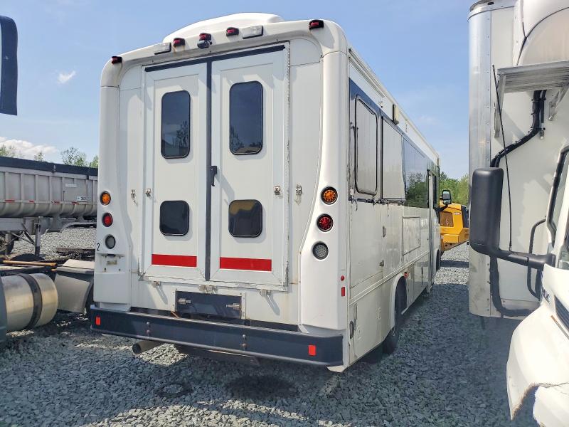54432476 :رقم المزاد ، 4UZADEDT1DCFF1403 vin ، 2013 Freightliner Chassis مزاد بيع