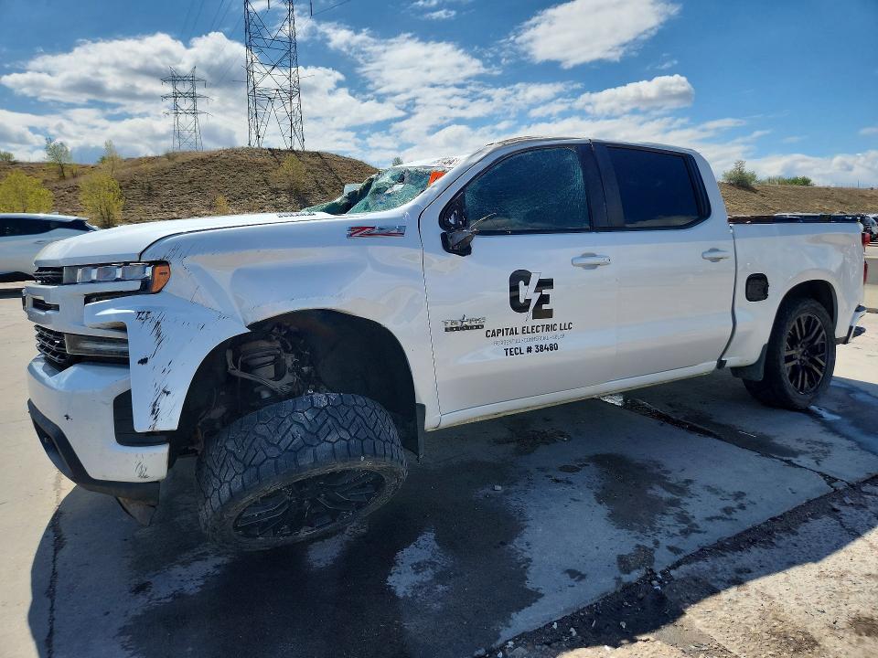 52054166 :رقم المزاد ، 3GCUYEET8MG330772 vin ، 2021 Chevrolet Silverado مزاد بيع
