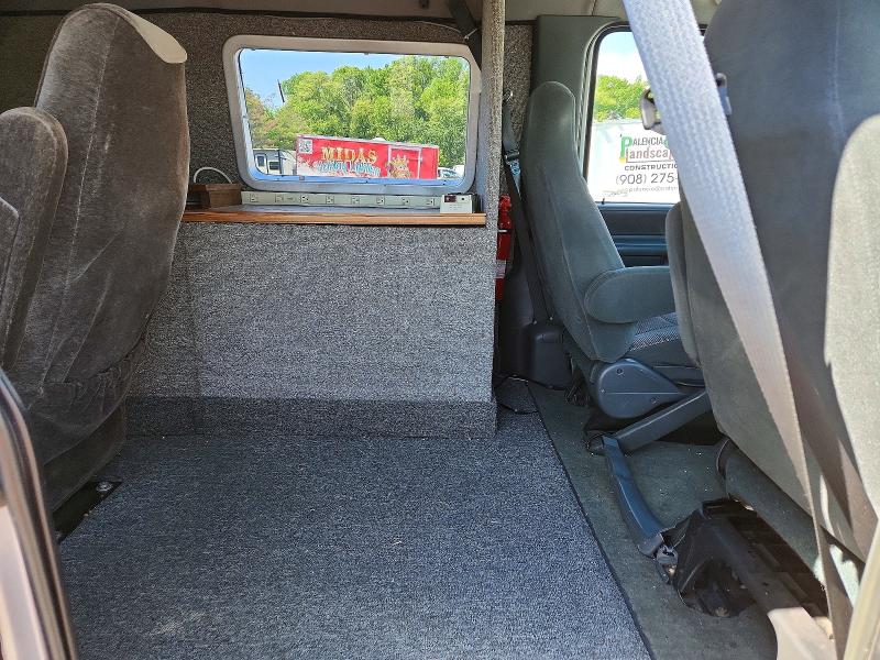 1992 Ford Econoline მანქანა იყიდება აუქციონზე, vin: 1FTHE24H0NHB38646, აუქციონის ნომერი: 51843166