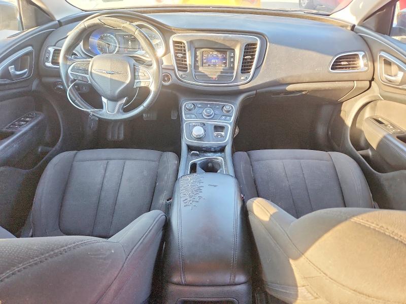 53632326 :رقم المزاد ، 1C3CCCAB3FN695760 vin ، 2015 Chrysler 200 مزاد بيع