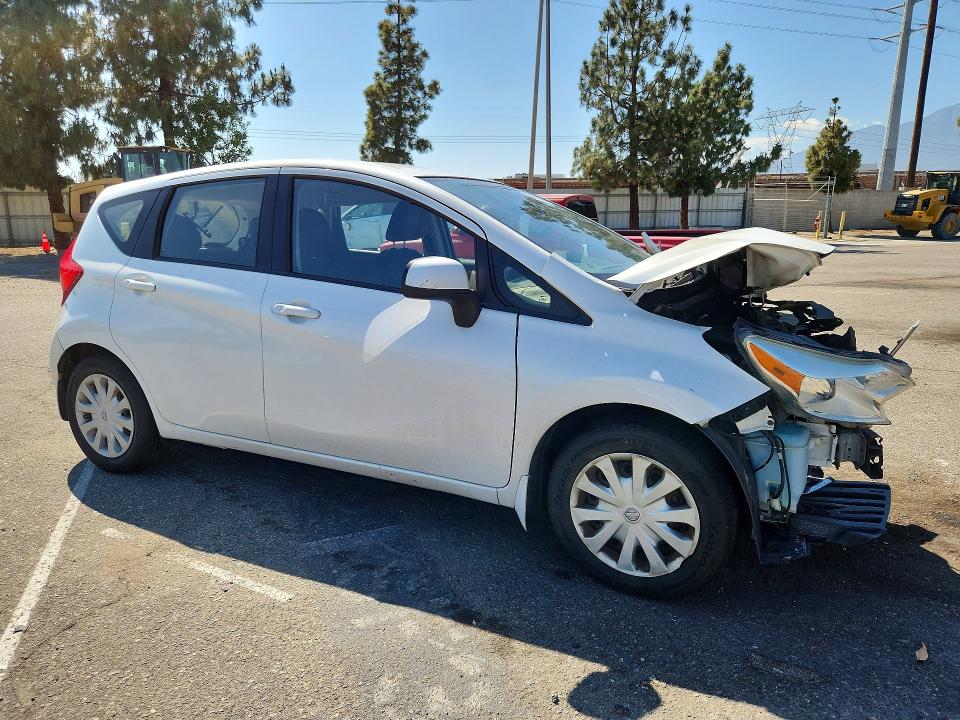 62533976 :رقم المزاد ، 3N1CE2CP1EL380000 vin ، 2014 Nissan Versa Note مزاد بيع