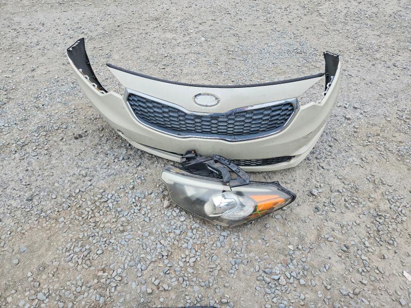 51502396 :رقم المزاد ، KNAFK4A6XF5311099 vin ، 2015 Kia Forte مزاد بيع