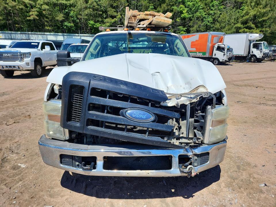 53006536 :رقم المزاد ، 1FDNF20568EA70883 vin ، 2008 Ford F250 مزاد بيع