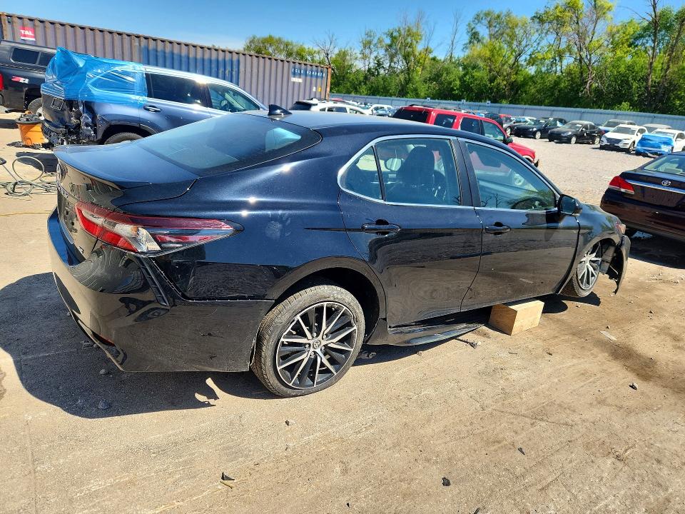 Продаж на аукціоні авто 2023 Toyota Camry, vin: 4T1G11AK5PU762367, номер лоту: 53965526
