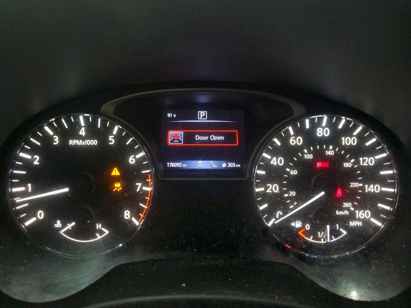 53669566 :رقم المزاد ، 5N1DR2MN9HC617914 vin ، 2017 Nissan Pathfinder مزاد بيع