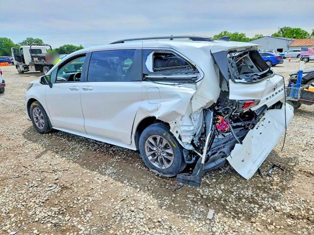 54610316 :رقم المزاد ، 5TDJSKFC4PS094774 vin ، 2023 Toyota Sienna مزاد بيع