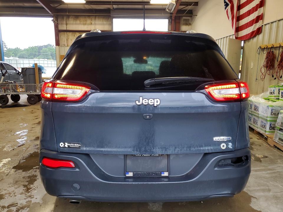 2018 Jeep Cherokee მანქანა იყიდება აუქციონზე, vin: 1C4PJLLB5JD590930, აუქციონის ნომერი: 54830136