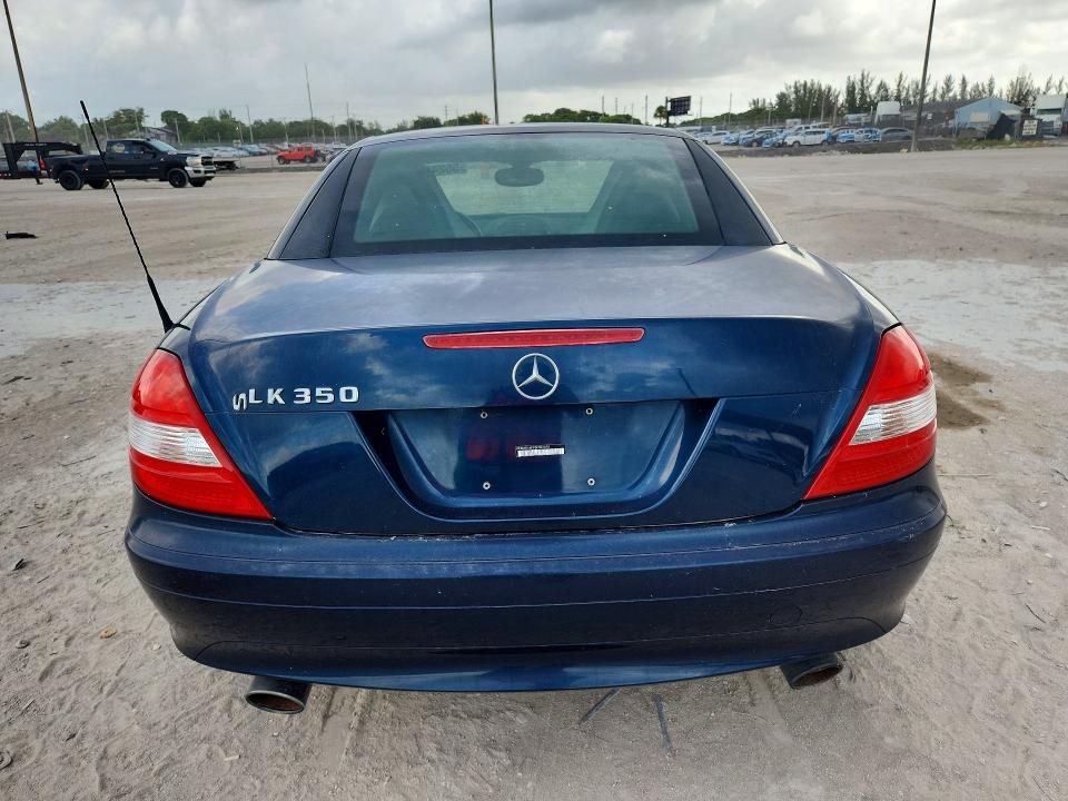 55242986 :رقم المزاد ، WDBWK56F95F052078 vin ، 2005 Mercedes-benz Slk مزاد بيع