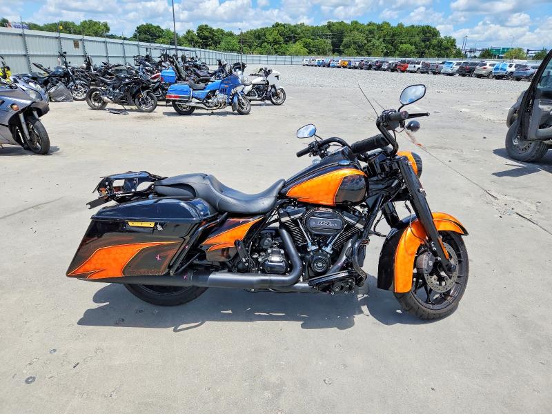 53053766 :رقم المزاد ، 1HD1KVP16PB615885 vin ، 2023 Harley-davidson Flhrxs مزاد بيع