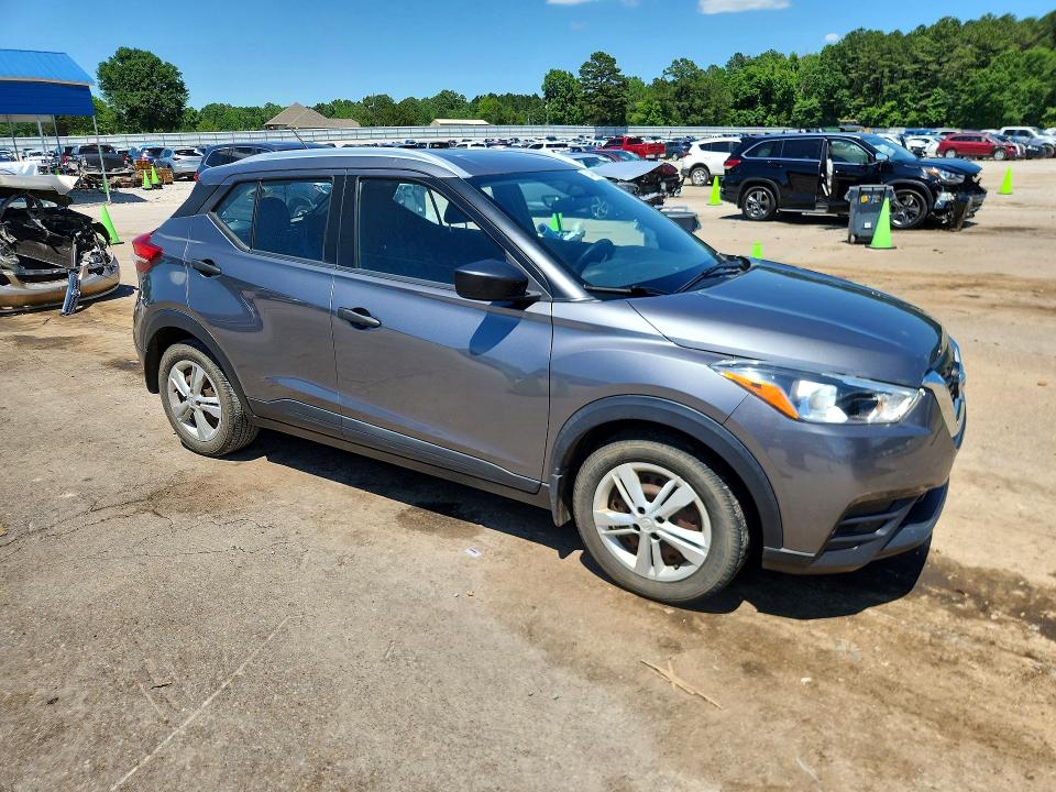 53469656 :رقم المزاد ، 3N1CP5CU8JL536285 vin ، 2018 Nissan Kicks مزاد بيع