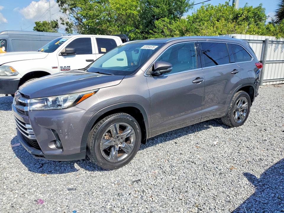 Auction sale of the 2018 Toyota Highlander, vin: 5TDDZRFH0JS900498, lot number: 52654576