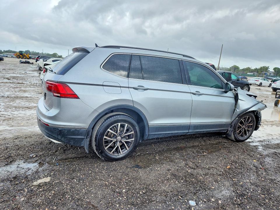 Продаж на аукціоні авто 2020 Volkswagen Tiguan, vin: 3VV3B7AX9LM141907, номер лоту: 52067576