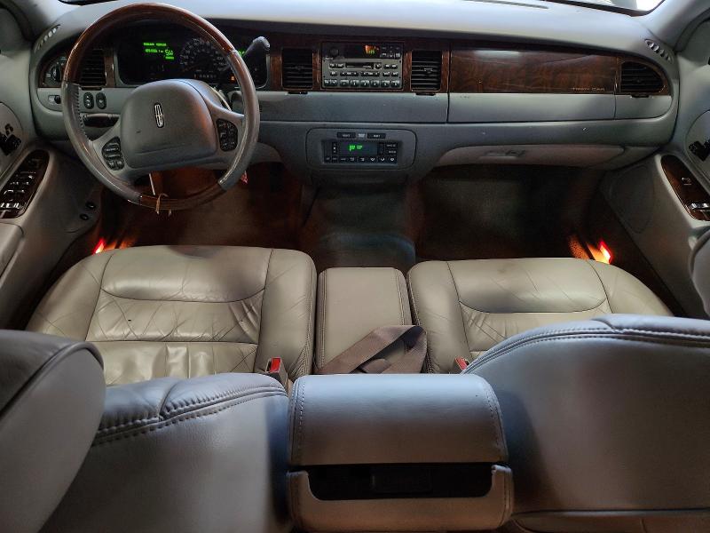 Auction sale of the 2001 Lincoln Town Car, vin: 1LNHM82W11Y607823, lot number: 54875846