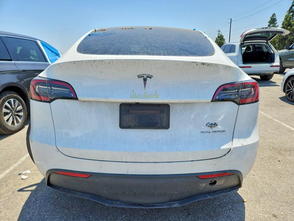 Продажа на аукционе авто 2023 Tesla Model Y, vin: 7SAYGAEEXPF759990, номер лота: 53277266
