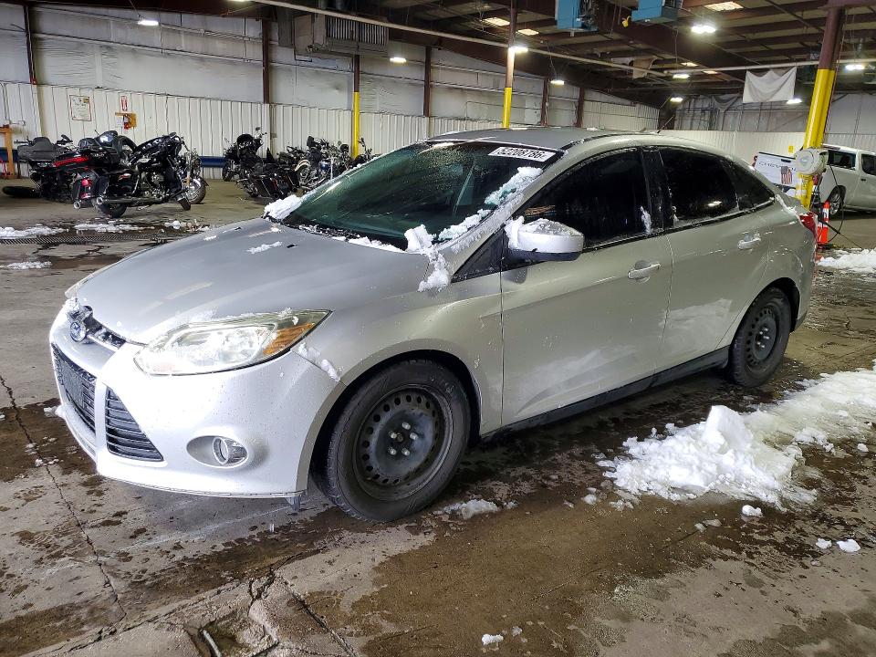 52208786 :رقم المزاد ، 1FAHP3F22CL141332 vin ، 2012 Ford Focus مزاد بيع