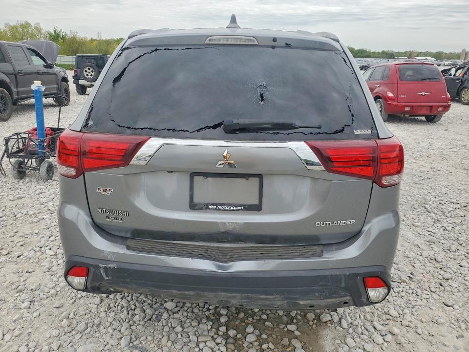 2018 Mitsubishi Outlander მანქანა იყიდება აუქციონზე, vin: JA4AZ3A3XJZ031218, აუქციონის ნომერი: 53924266