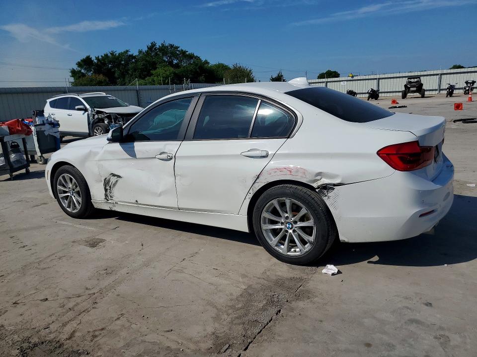 53095386 :رقم المزاد ، WBA8E1G30HNU16507 vin ، 2017 Bmw 320 مزاد بيع