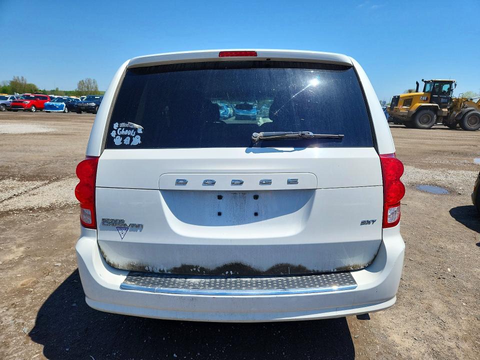 54801266 :رقم المزاد ، 2C4RDGBG5HR556501 vin ، 2017 Dodge Grand Caravan مزاد بيع