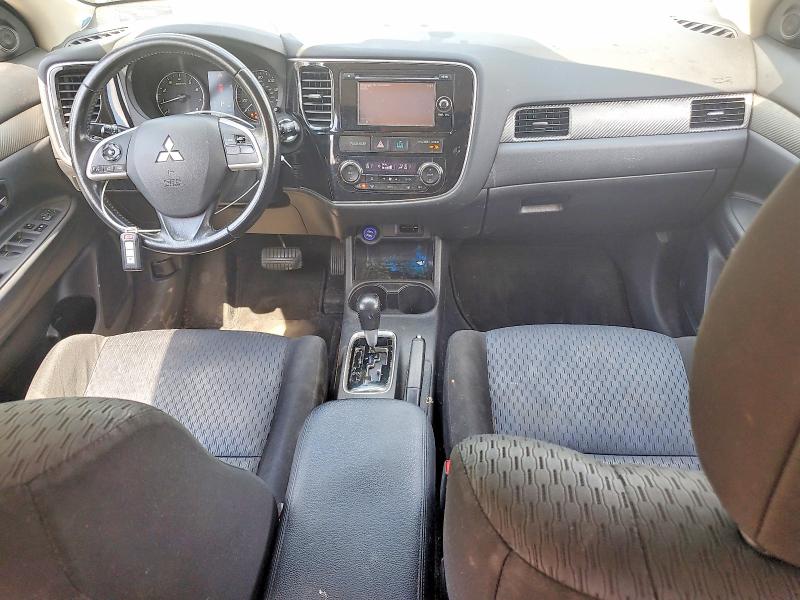2014 Mitsubishi Outlander მანქანა იყიდება აუქციონზე, vin: JA4AZ3A32EZ009543, აუქციონის ნომერი: 49830056
