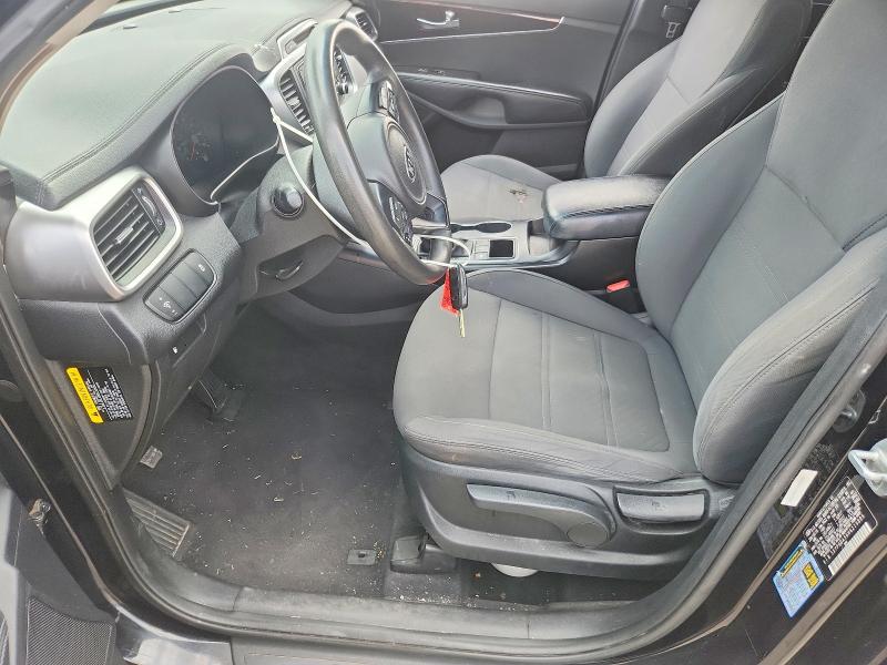 2017 Kia Sorento მანქანა იყიდება აუქციონზე, vin: 5XYPGDA56HG219885, აუქციონის ნომერი: 55369526