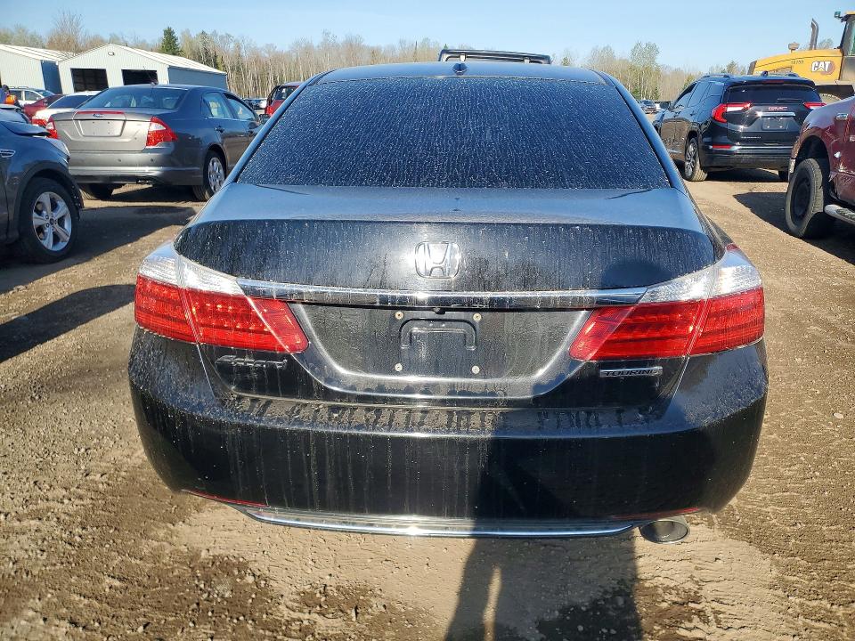 Продажа на аукционе авто 2014 Honda Accord, vin: 1HGCR2F92EA805831, номер лота: 51485846