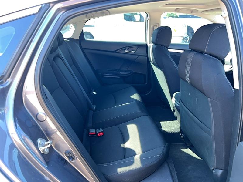 55102576 :رقم المزاد ، 19XFC2F7XJE031850 vin ، 2018 Honda Civic مزاد بيع