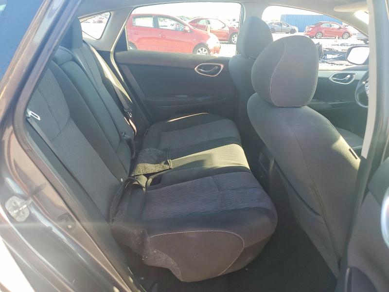 2015 Nissan Sentra მანქანა იყიდება აუქციონზე, vin: 3N1AB7APXFL658555, აუქციონის ნომერი: 54618816