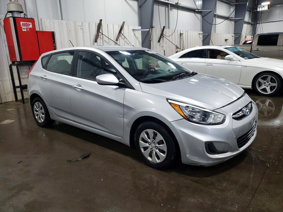 2015 Hyundai Accent მანქანა იყიდება აუქციონზე, vin: KMHCT5AE4FU201232, აუქციონის ნომერი: 53785646