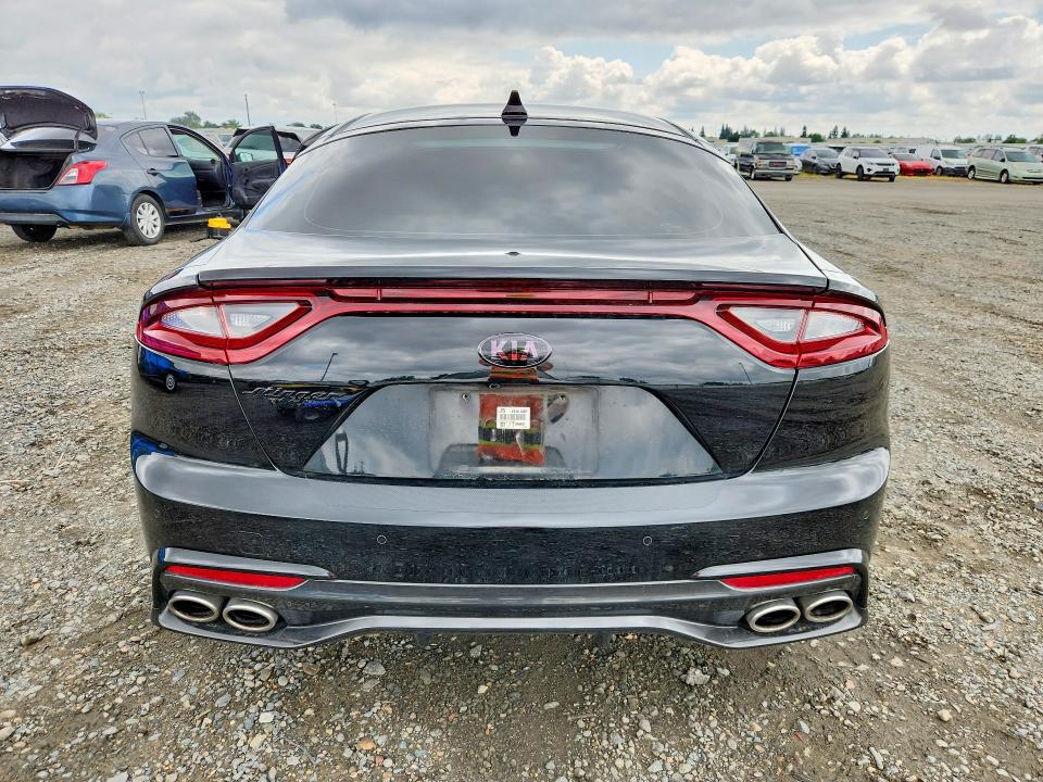 51806896 :رقم المزاد ، KNAE15LA2J6031346 vin ، 2018 Kia Stinger مزاد بيع