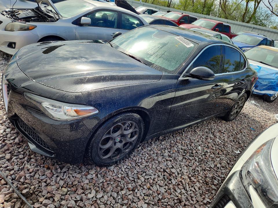 Auction sale of the 2017 Alfa Romeo Giulia, vin: ZARFAEDN6H7530041, lot number: 50686806