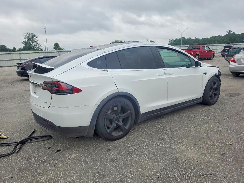 Aukcja sprzedaży 2018 Tesla Model X, vin: 5YJXCAE28JF142427, numer aukcji: 54396336