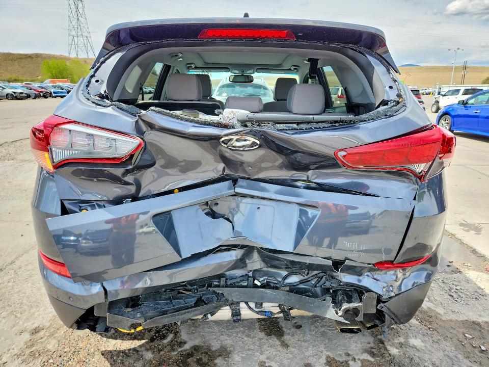 2018 Hyundai Tucson მანქანა იყიდება აუქციონზე, vin: KM8J3CA27JU829960, აუქციონის ნომერი: 51845436