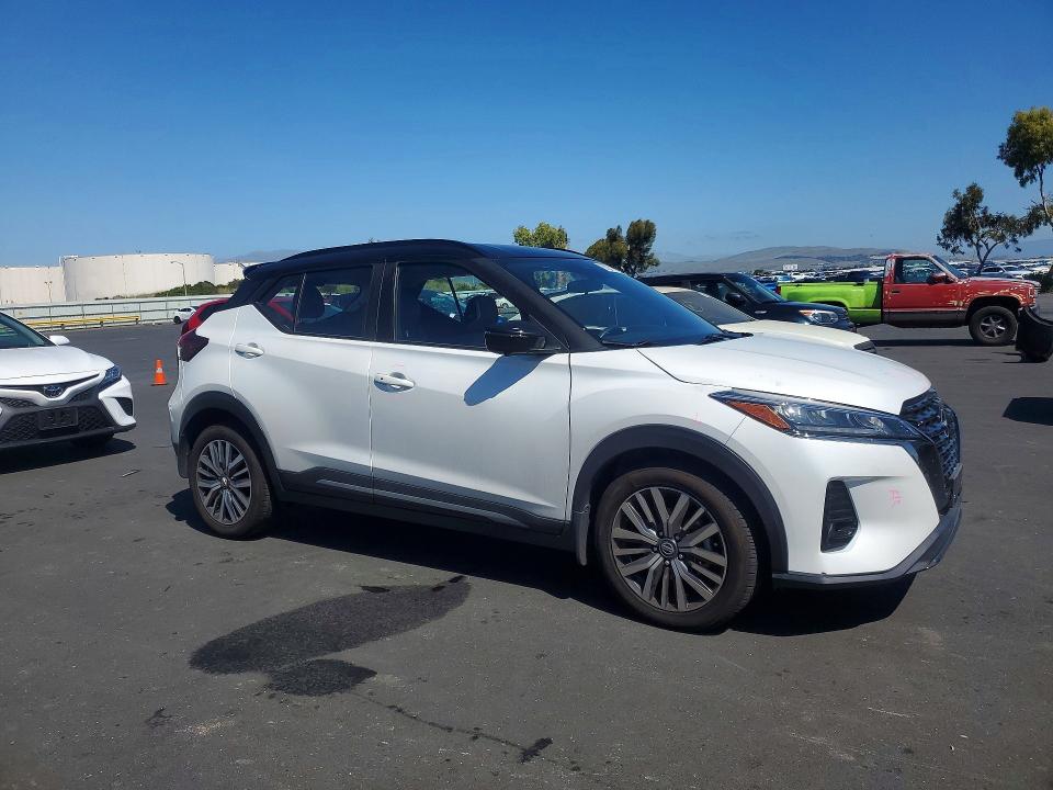53071786 :رقم المزاد ، 3N1CP5DV6RL498011 vin ، 2024 Nissan Kicks مزاد بيع