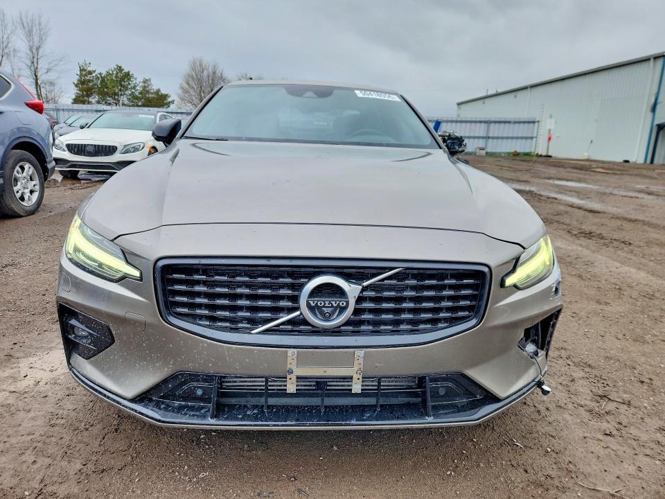 2019 Volvo S60 მანქანა იყიდება აუქციონზე, vin: 7JRA22TM6KG004283, აუქციონის ნომერი: 50418056