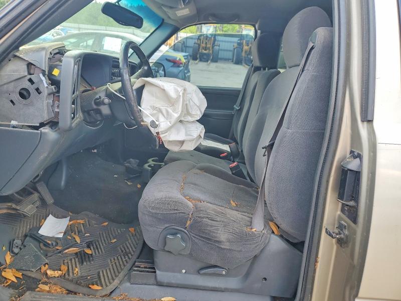 52704516 :رقم المزاد ، 2GCEC19T121292149 vin ، 2002 Chevrolet Silverado مزاد بيع
