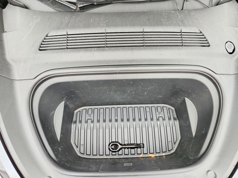 2025 Tesla Model Y მანქანა იყიდება აუქციონზე, vin: 7SAYGDED0SF253523, აუქციონის ნომერი: 53274386