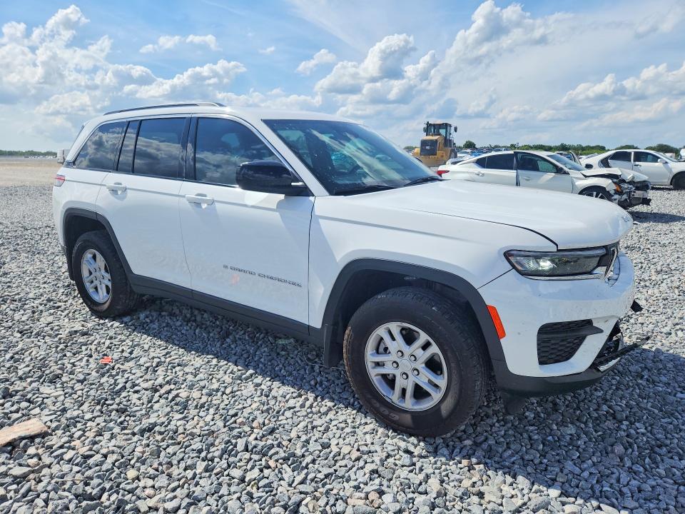 Продажа на аукционе авто 2025 Jeep Grand Cherokee, vin: 1C4RJGAG3SC355299, номер лота: 52329586