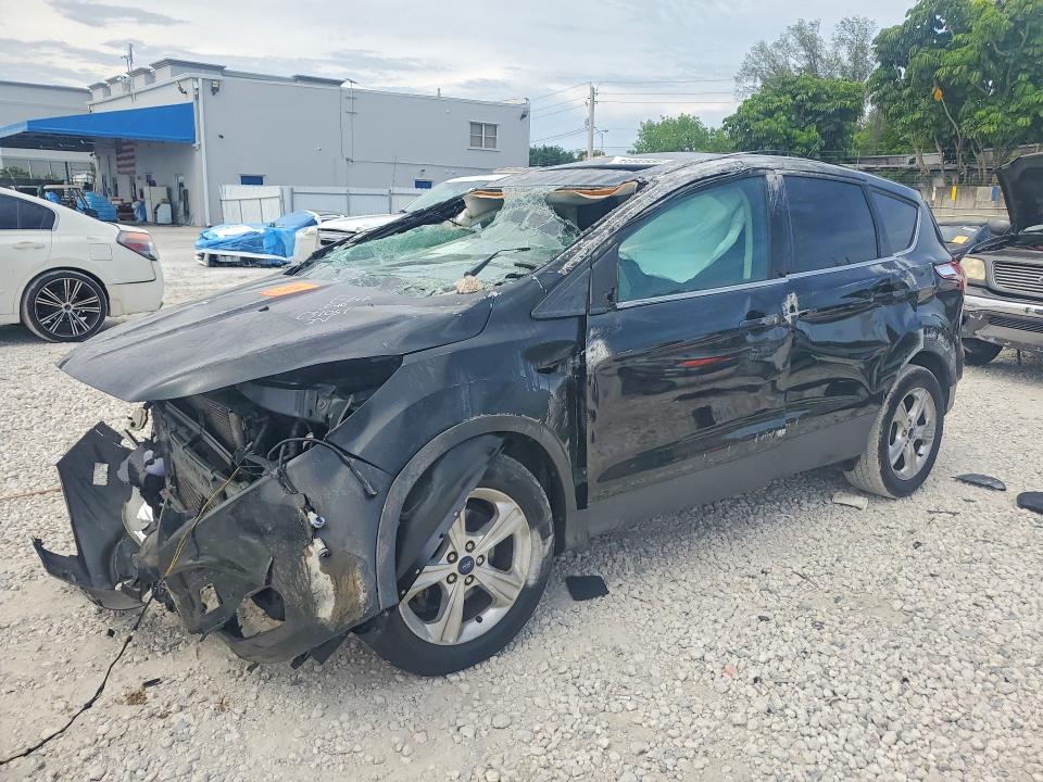 53392556 :رقم المزاد ، 1FMCU0GX8EUC31051 vin ، 2014 Ford Escape مزاد بيع
