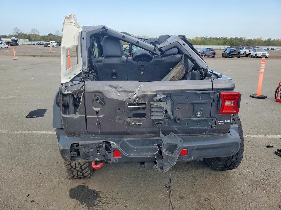 52093086 :رقم المزاد ، 1C4HJXFG2JW209753 vin ، 2018 Jeep Wrangler Unlimited مزاد بيع