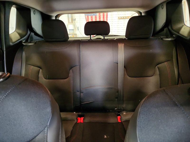 54425766 :رقم المزاد ، ZACCJBCB0JPH41800 vin ، 2018 Jeep Renegade مزاد بيع