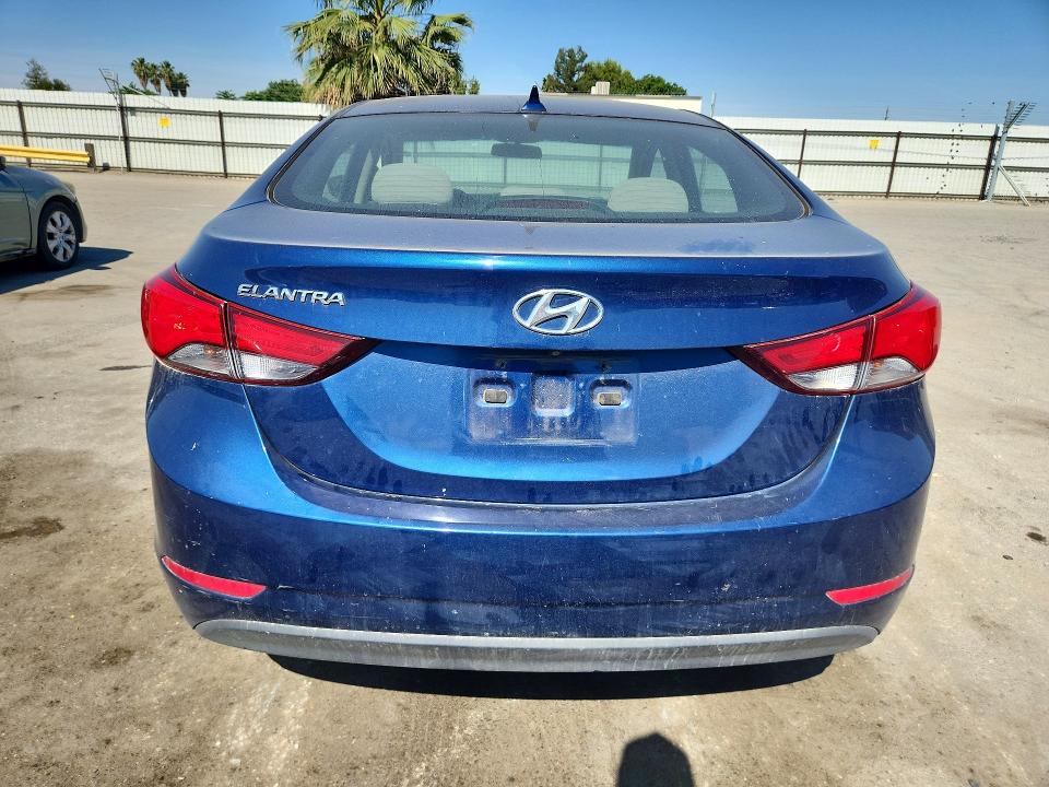2015 Hyundai Elantra მანქანა იყიდება აუქციონზე, vin: 5NPDH4AE5FH589697, აუქციონის ნომერი: 53326586