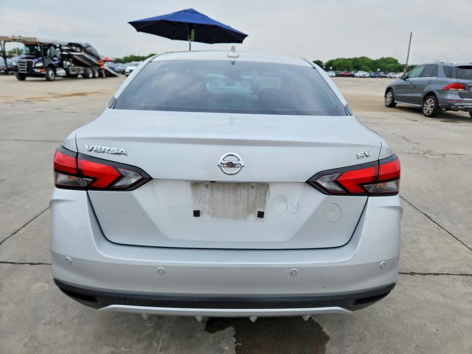 54605446 :رقم المزاد ، 3N1CN8EV5LL883833 vin ، 2020 Nissan Versa مزاد بيع
