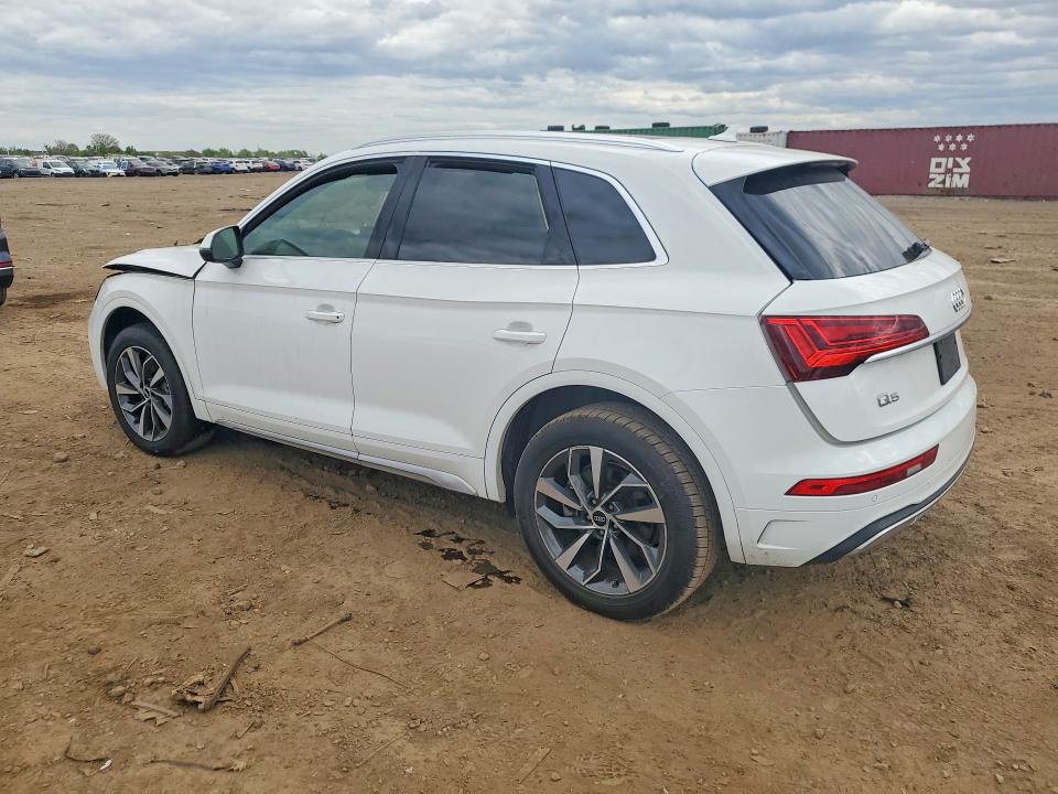 53729506 :رقم المزاد ، WA1AAAFY8M2132755 vin ، 2021 Audi Q5 مزاد بيع